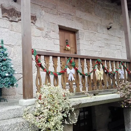 Casa Manoso בית הארחה Cea